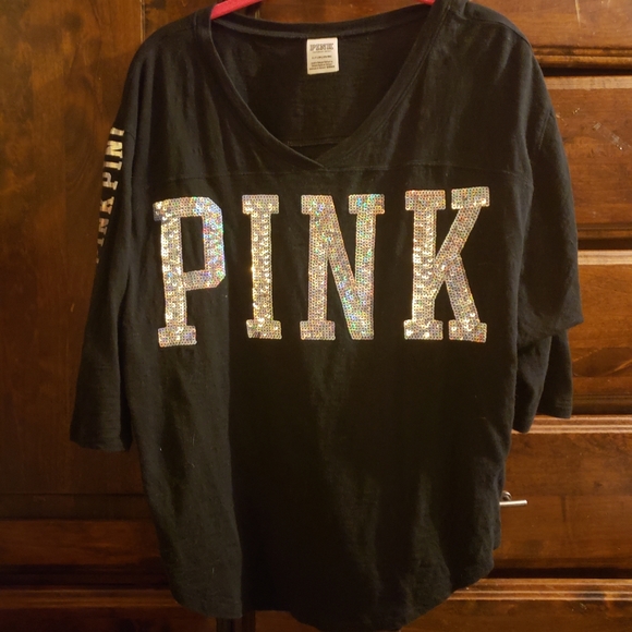 PINK Victoria's Secret Tops - 🌸3/$23🌸 PINK shirt